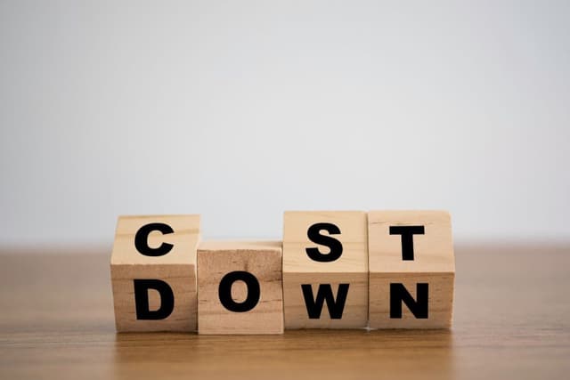 How to Use E-Commerce Partnership Tools to Reduce Marketing Costs